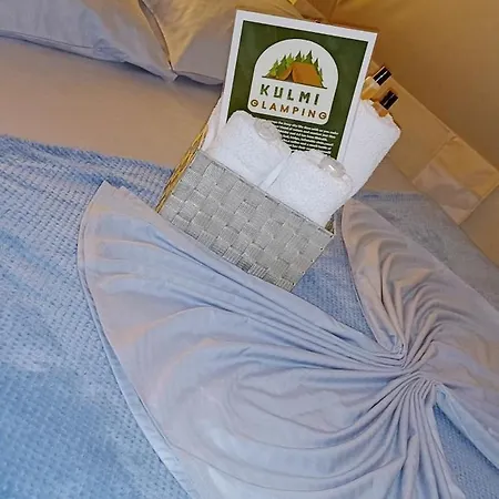 Glamping Kulmi Шкодер